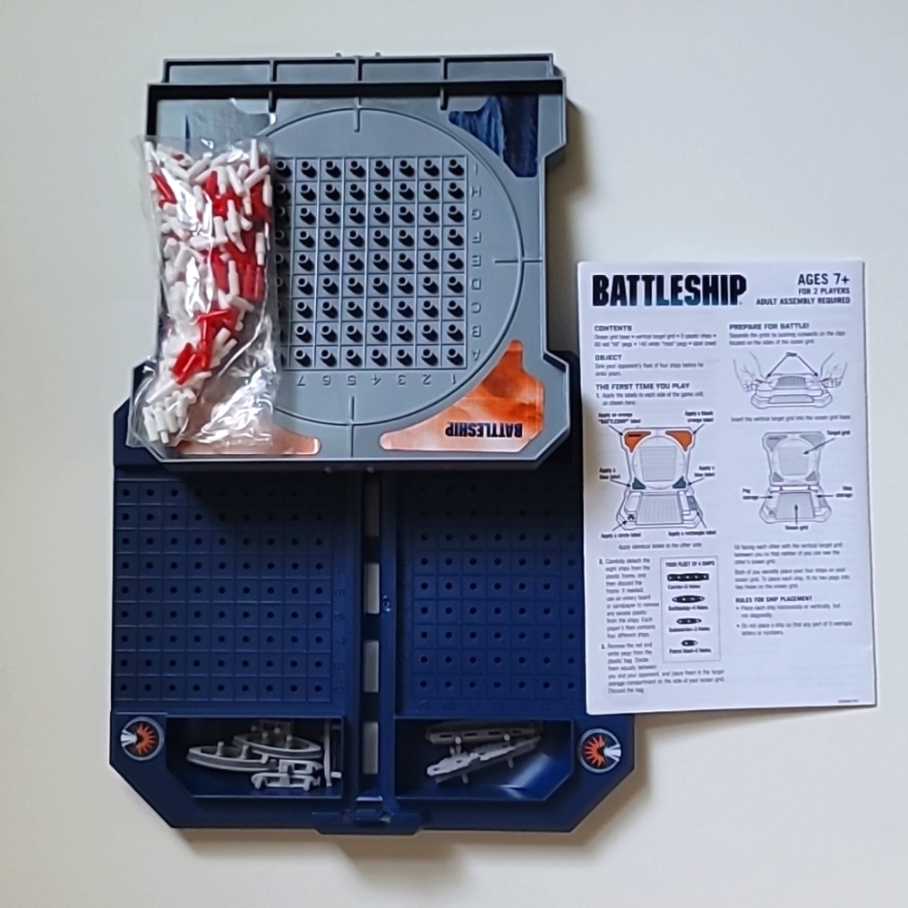 New Hasbro Gaming Battleship, Age 7+ - Picture 3 of 7